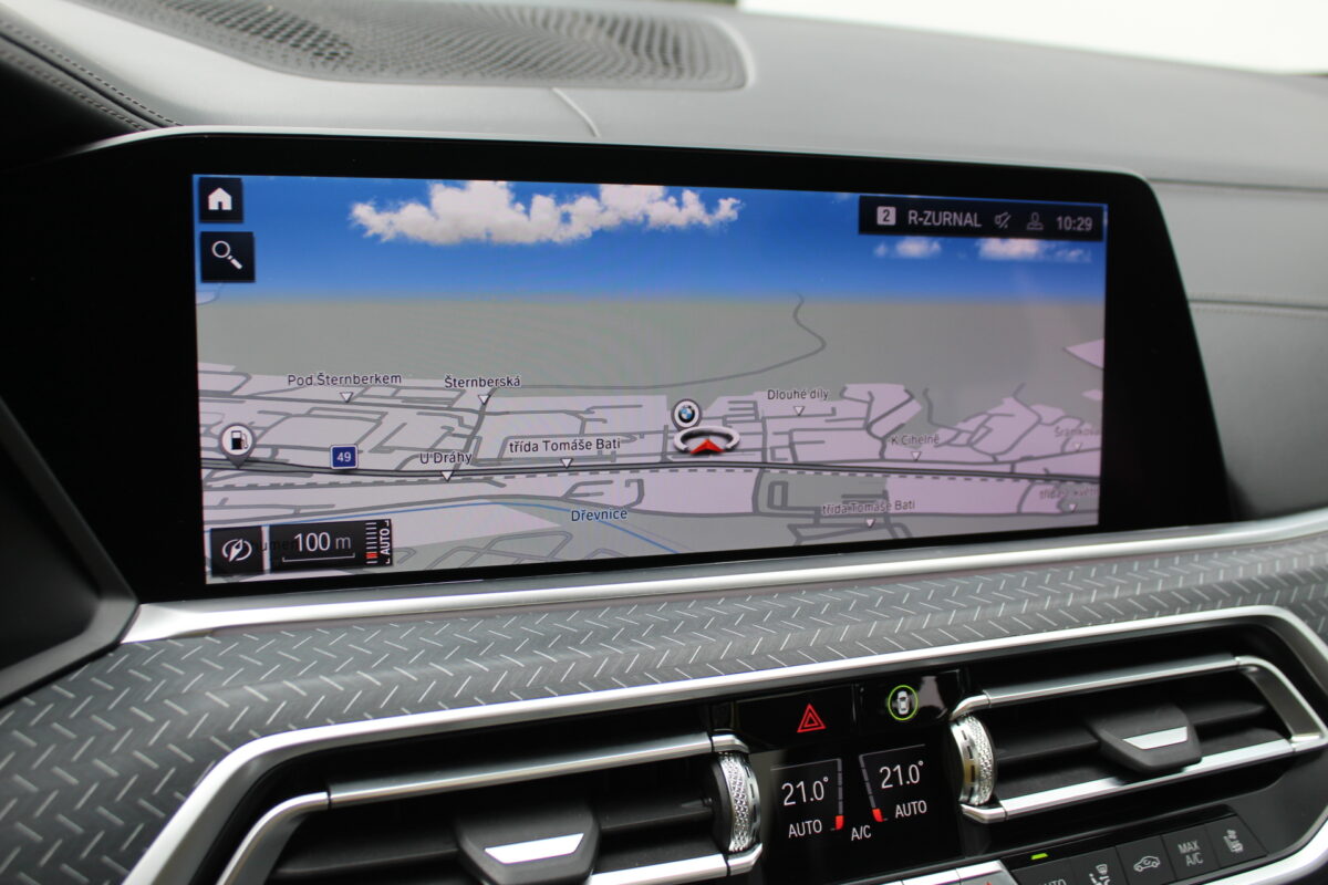 Fotografie vozu - klik pro zvětšení