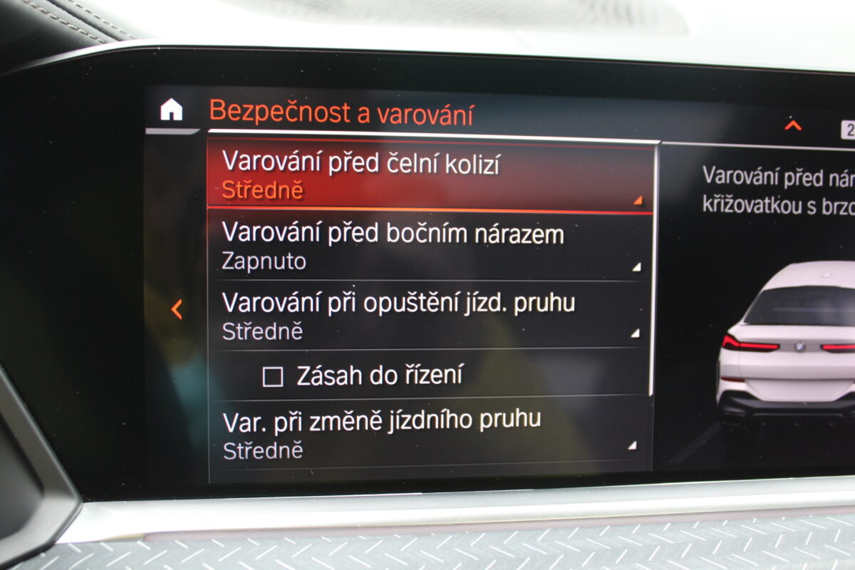 Fotografie vozu - klik pro zvětšení