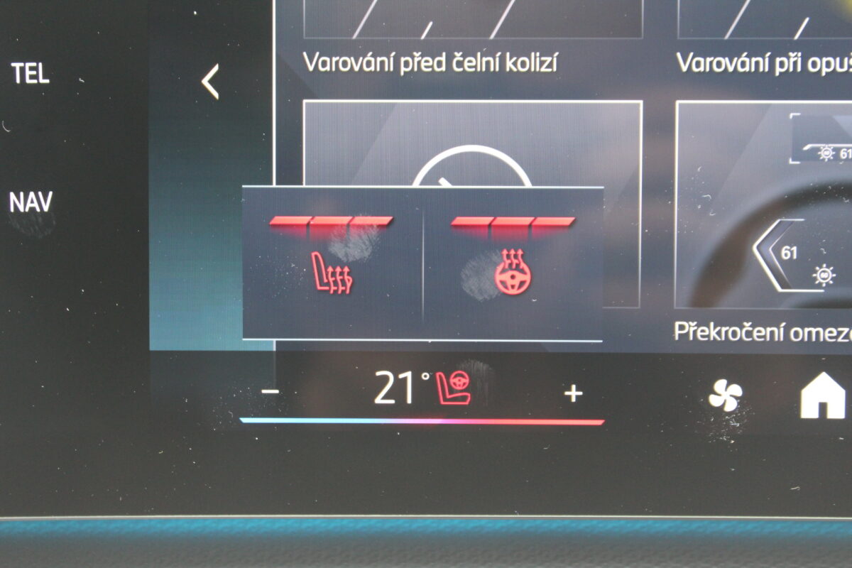 Fotografie vozu - klik pro zvětšení