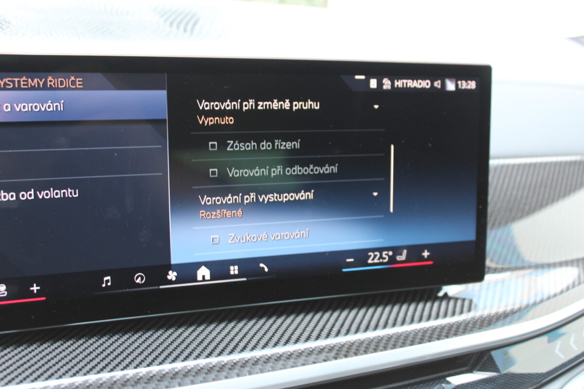 Fotografie vozu - klik pro zvětšení