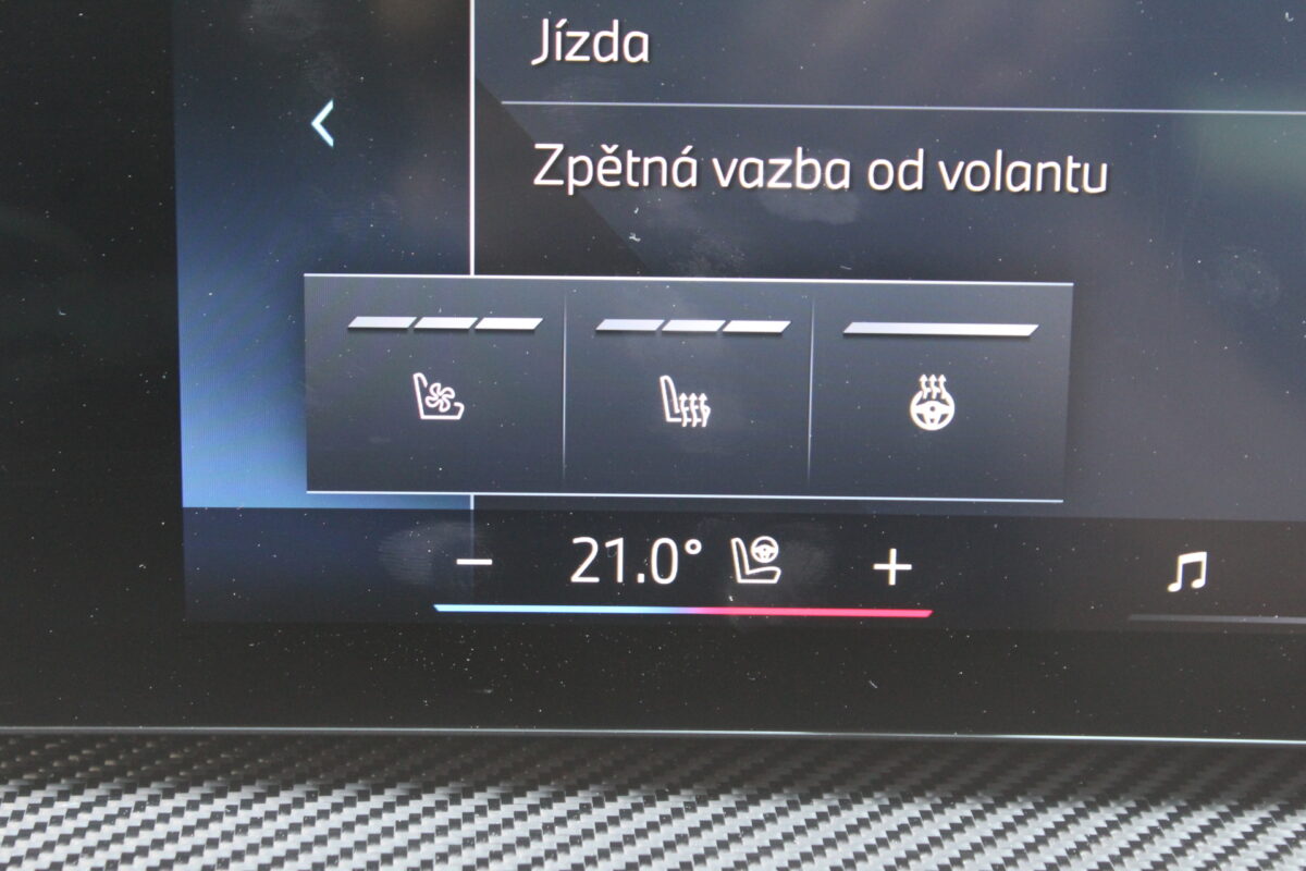 Fotografie vozu - klik pro zvětšení