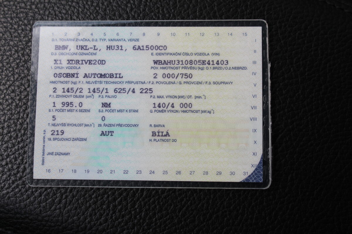 Fotografie vozu - klik pro zvětšení