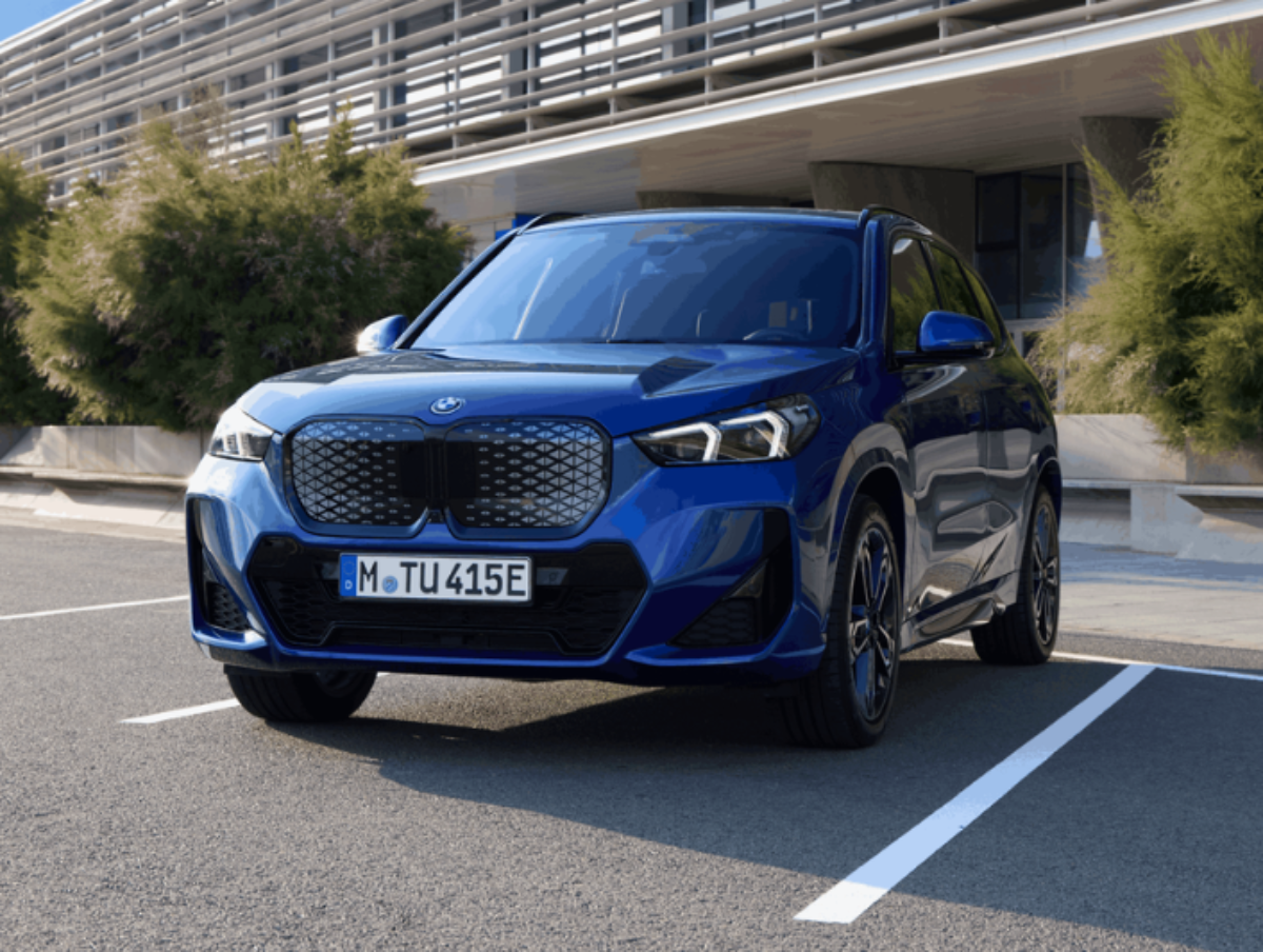 BMW iX1 operativní leasing