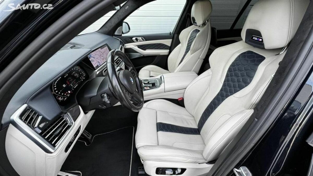 Fotografie vozu - klik pro zvětšení