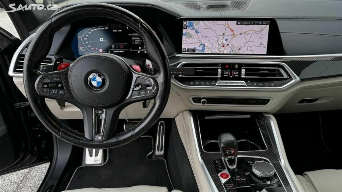 Fotografie vozu - klik pro zvětšení