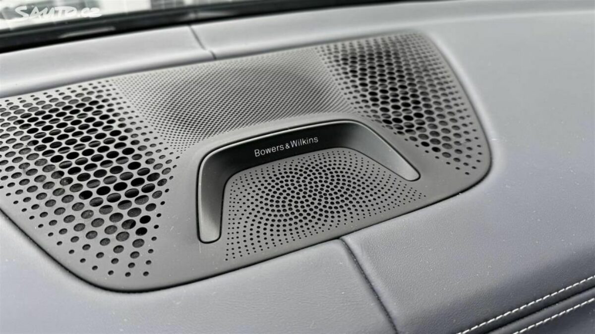 Fotografie vozu - klik pro zvětšení