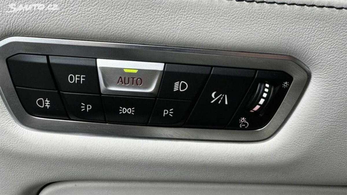 Fotografie vozu - klik pro zvětšení