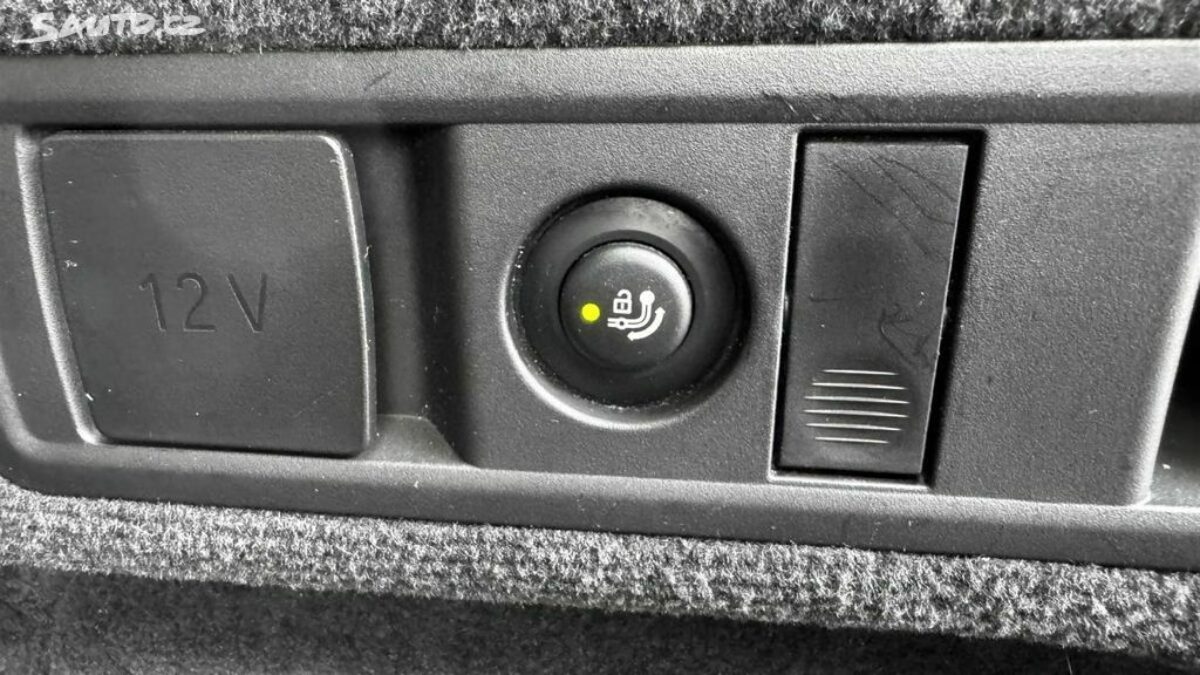 Fotografie vozu - klik pro zvětšení