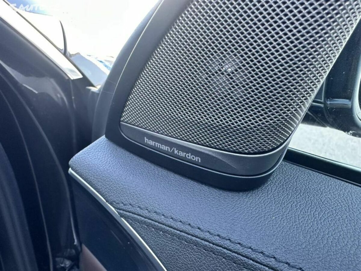 Fotografie vozu - klik pro zvětšení