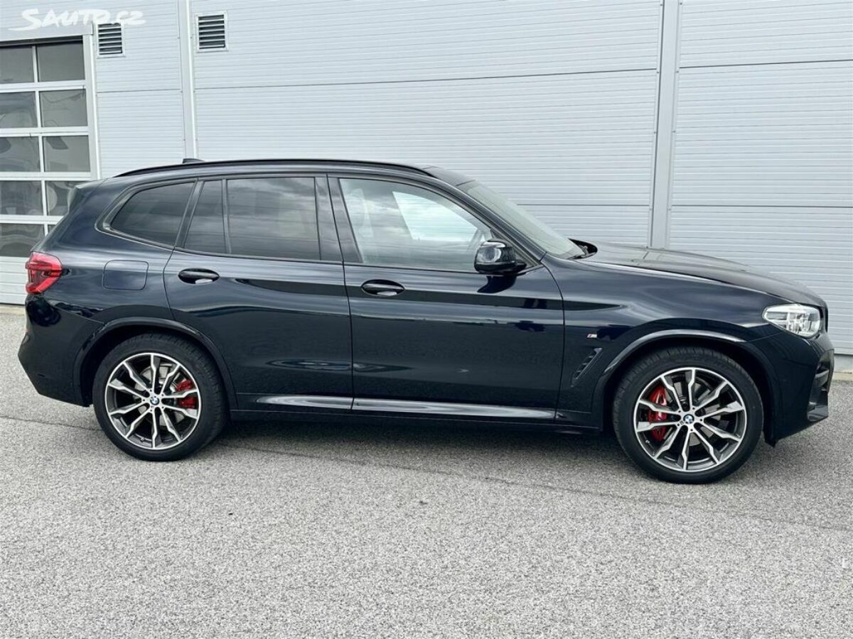 Fotografie vozu - klik pro zvětšení