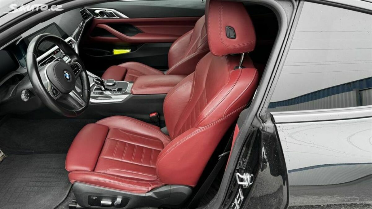 Fotografie vozu - klik pro zvětšení