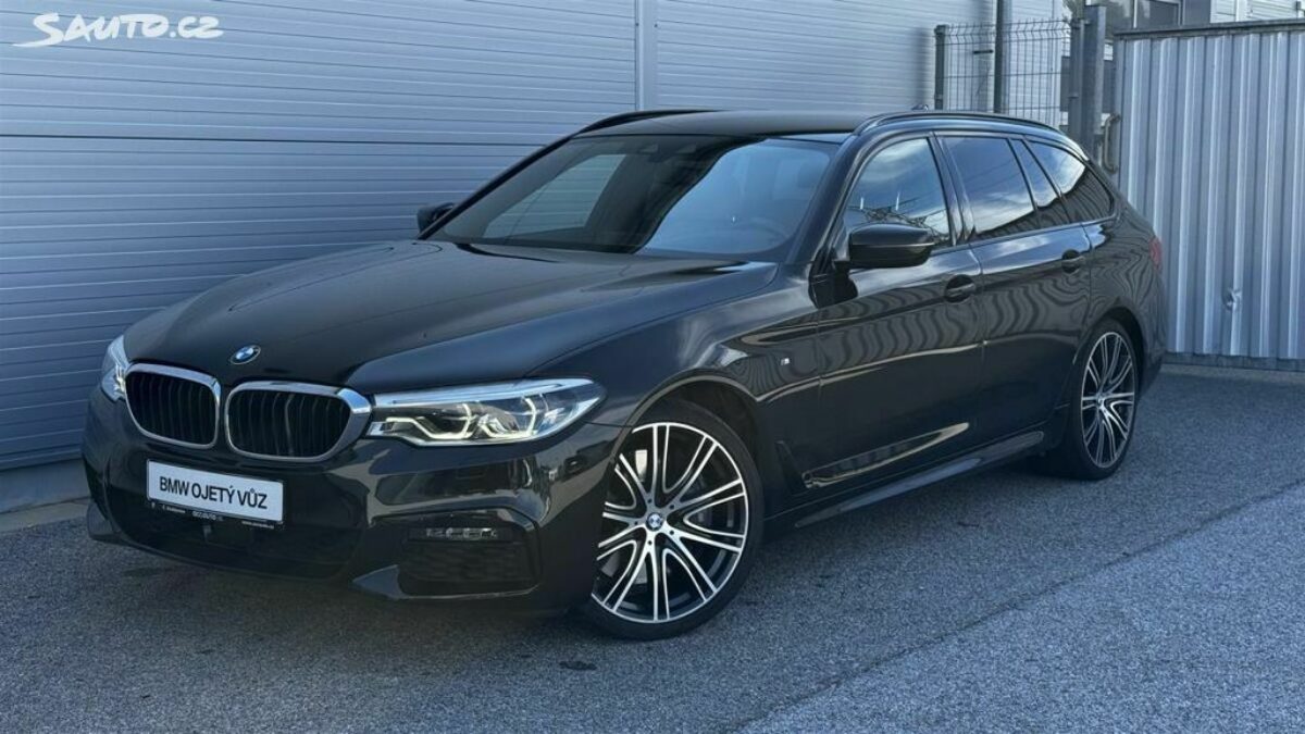 Fotografie vozu - klik pro zvětšení