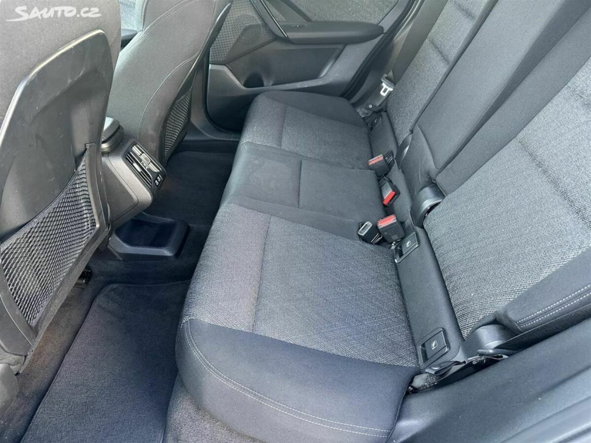 Fotografie vozu - klik pro zvětšení