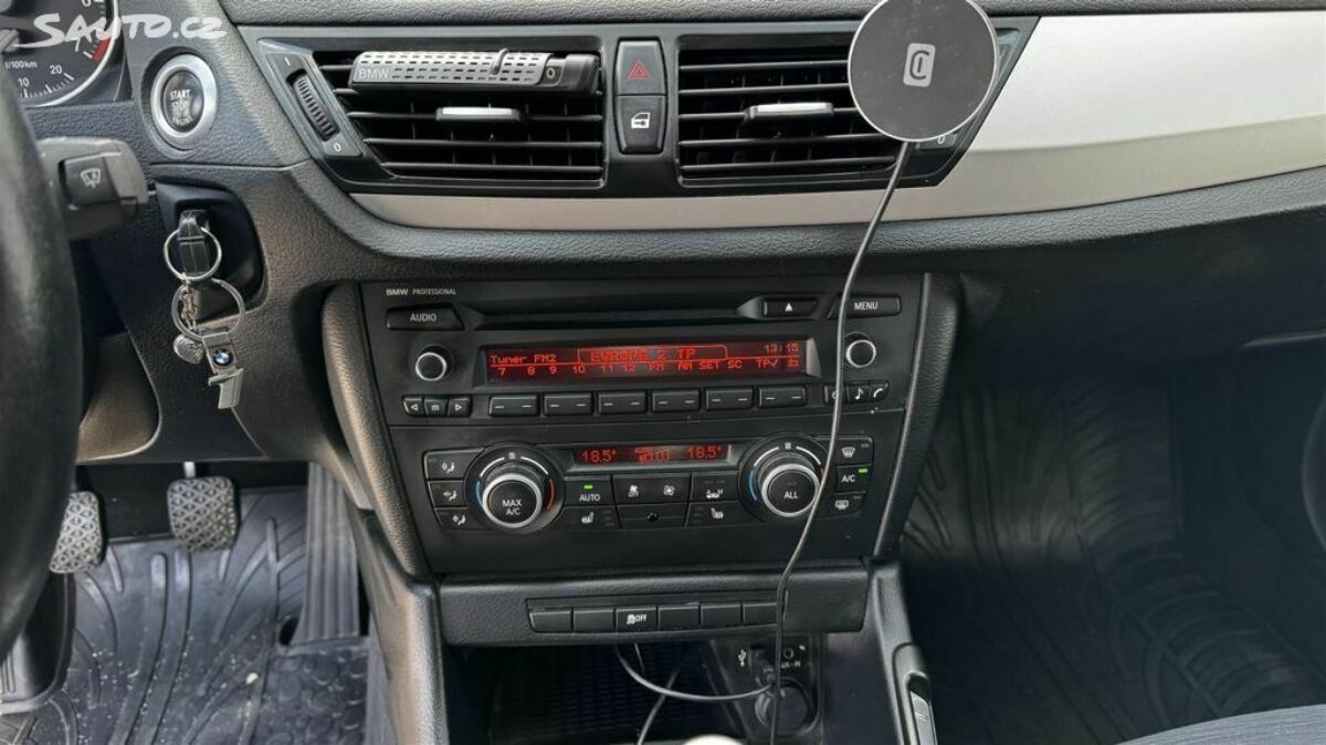 Fotografie vozu - klik pro zvětšení