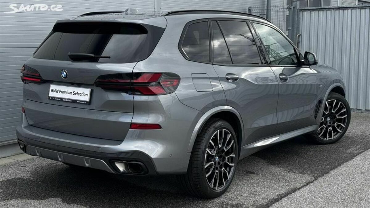 Fotografie vozu - klik pro zvětšení