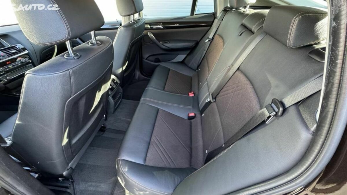 Fotografie vozu - klik pro zvětšení