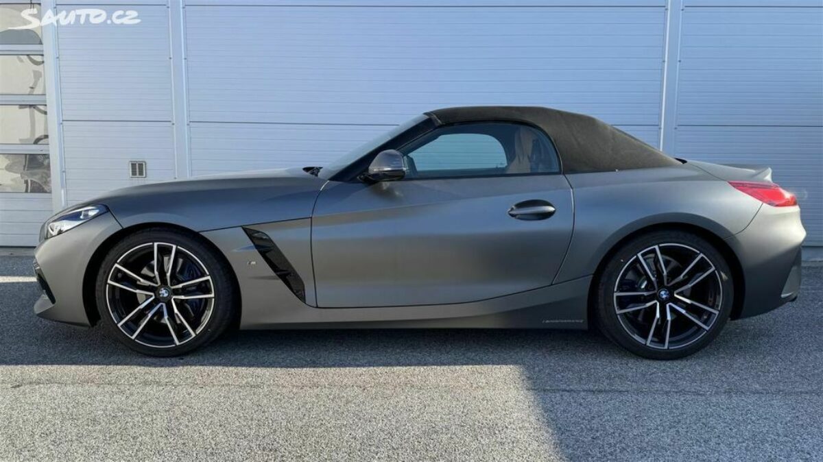 Fotografie vozu - klik pro zvětšení