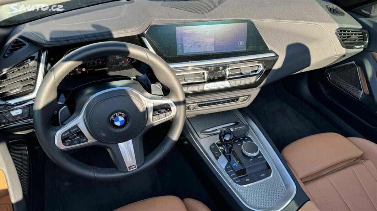 Fotografie vozu - klik pro zvětšení