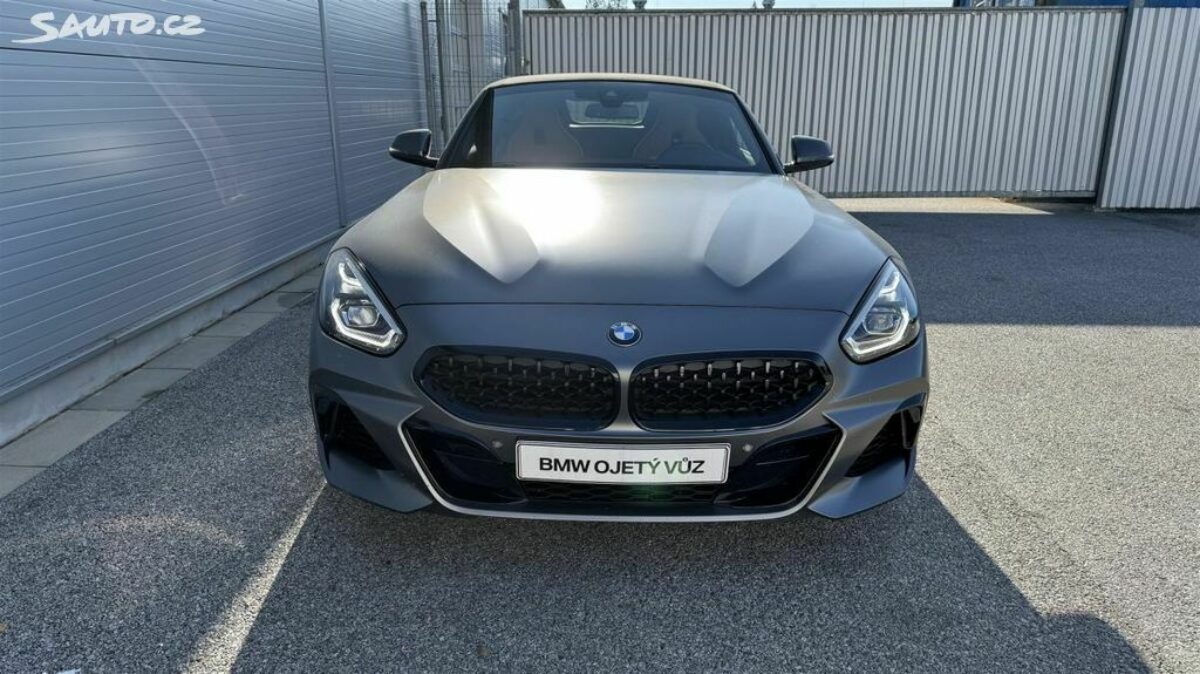 Fotografie vozu - klik pro zvětšení