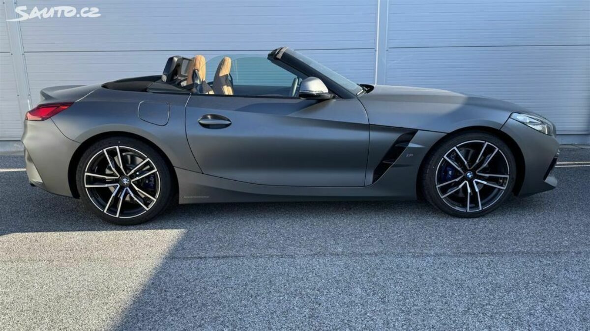 Fotografie vozu - klik pro zvětšení