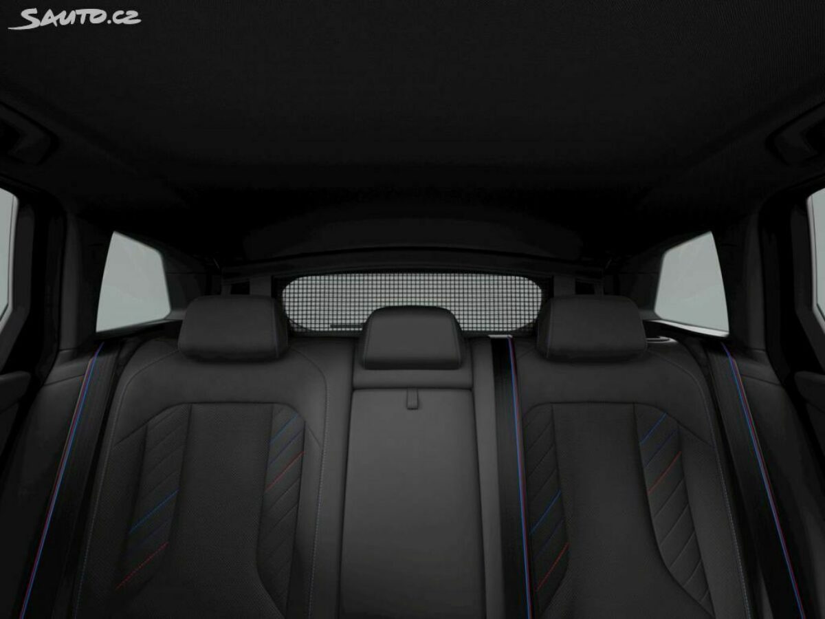 Fotografie vozu - klik pro zvětšení