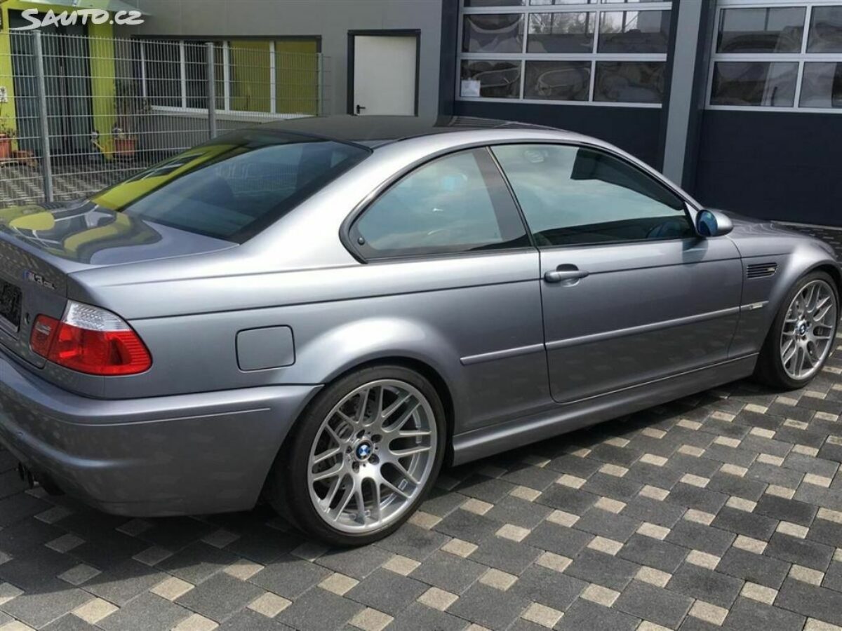 Fotografie vozu - klik pro zvětšení