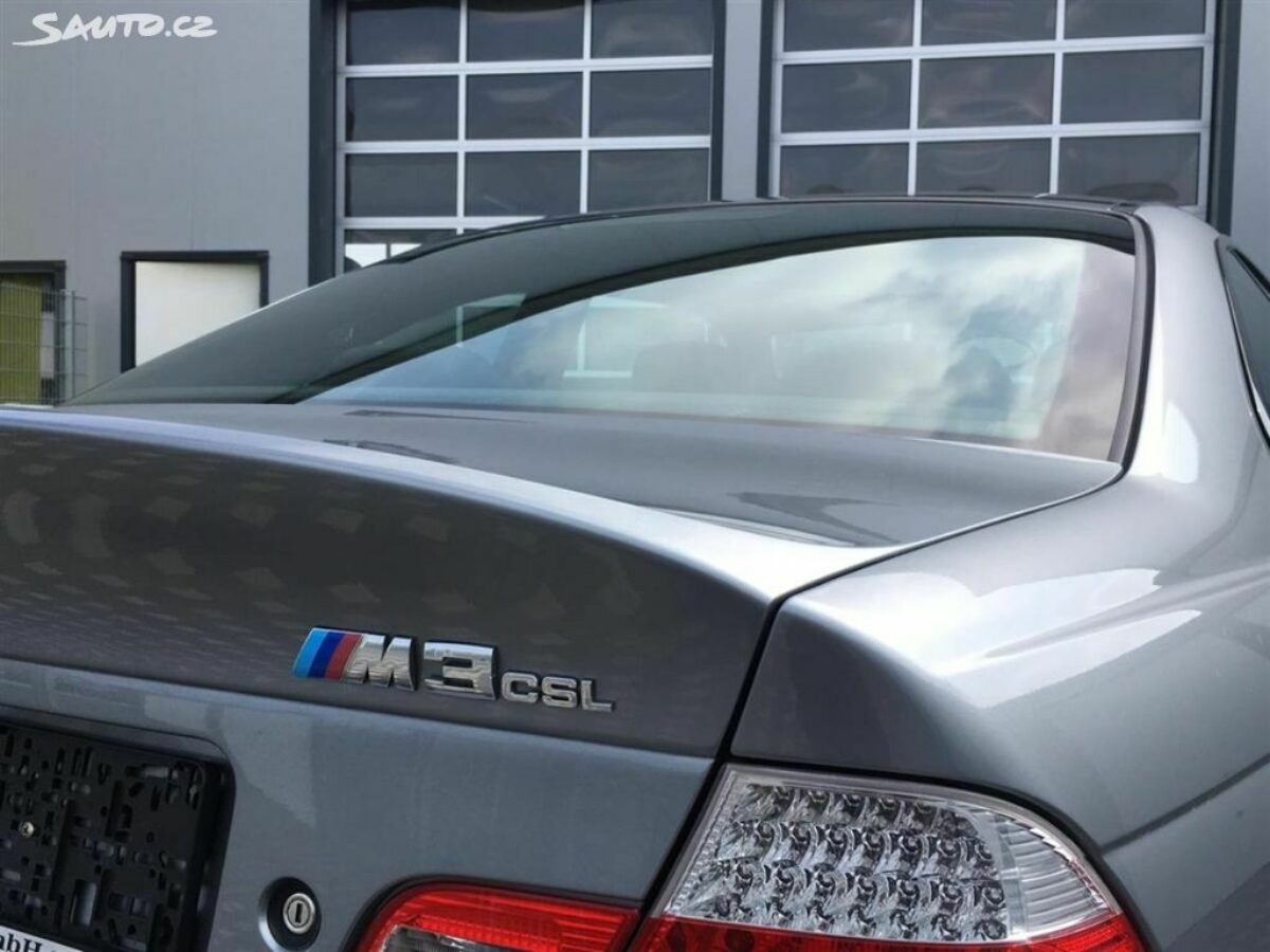 Fotografie vozu - klik pro zvětšení