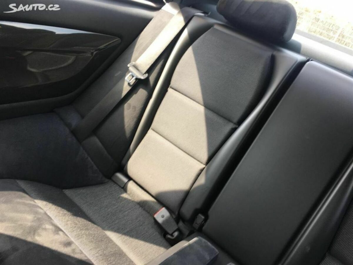 Fotografie vozu - klik pro zvětšení