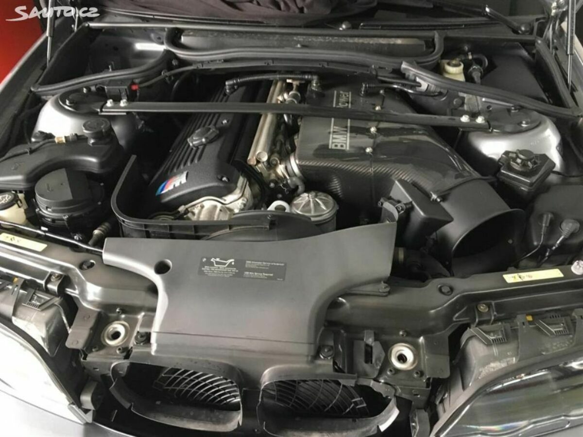 Fotografie vozu - klik pro zvětšení