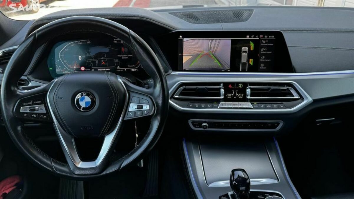 Fotografie vozu - klik pro zvětšení