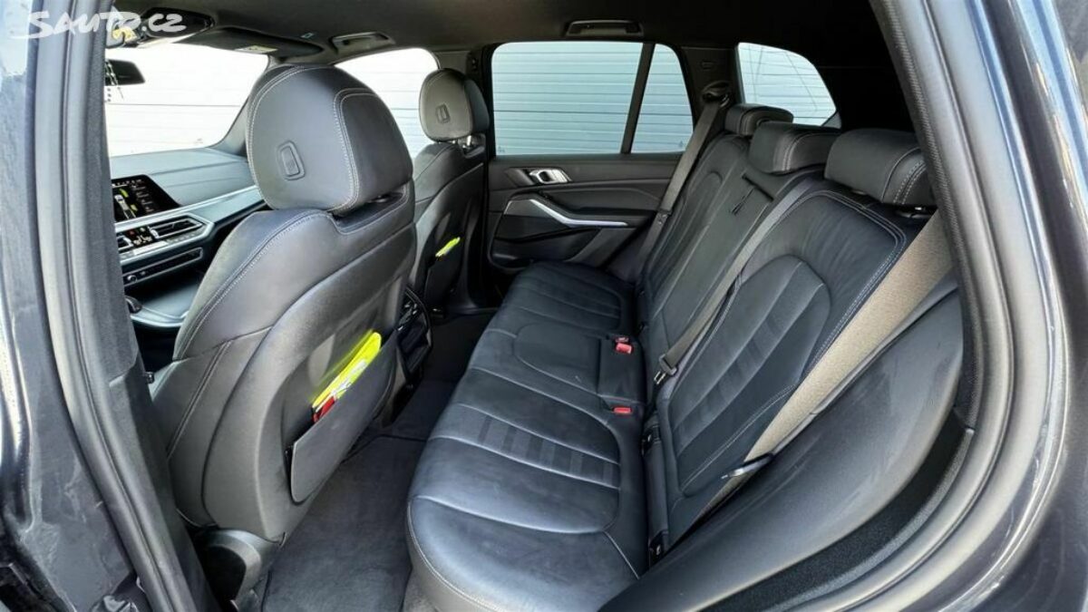 Fotografie vozu - klik pro zvětšení