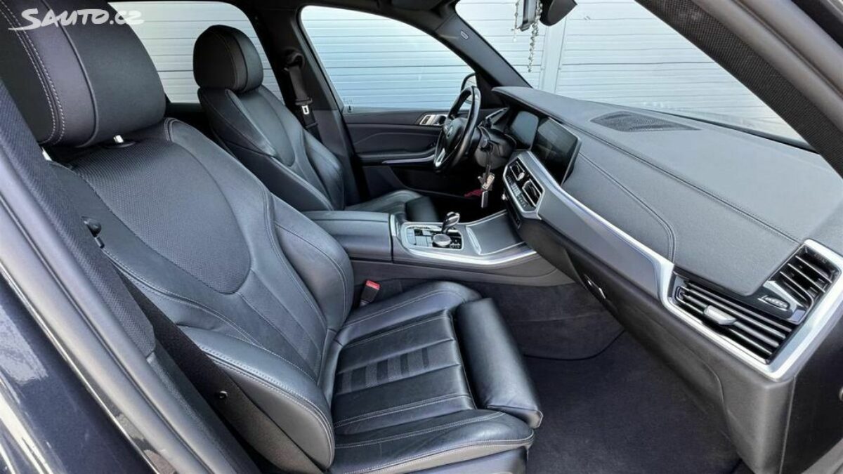 Fotografie vozu - klik pro zvětšení