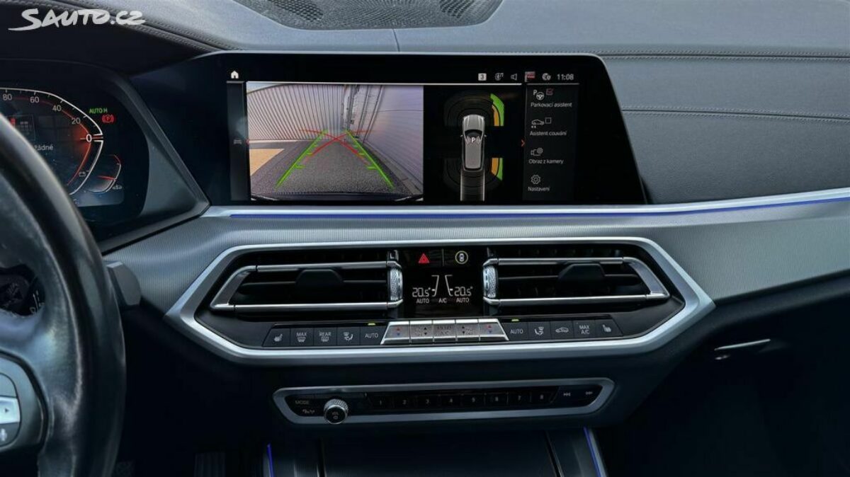 Fotografie vozu - klik pro zvětšení