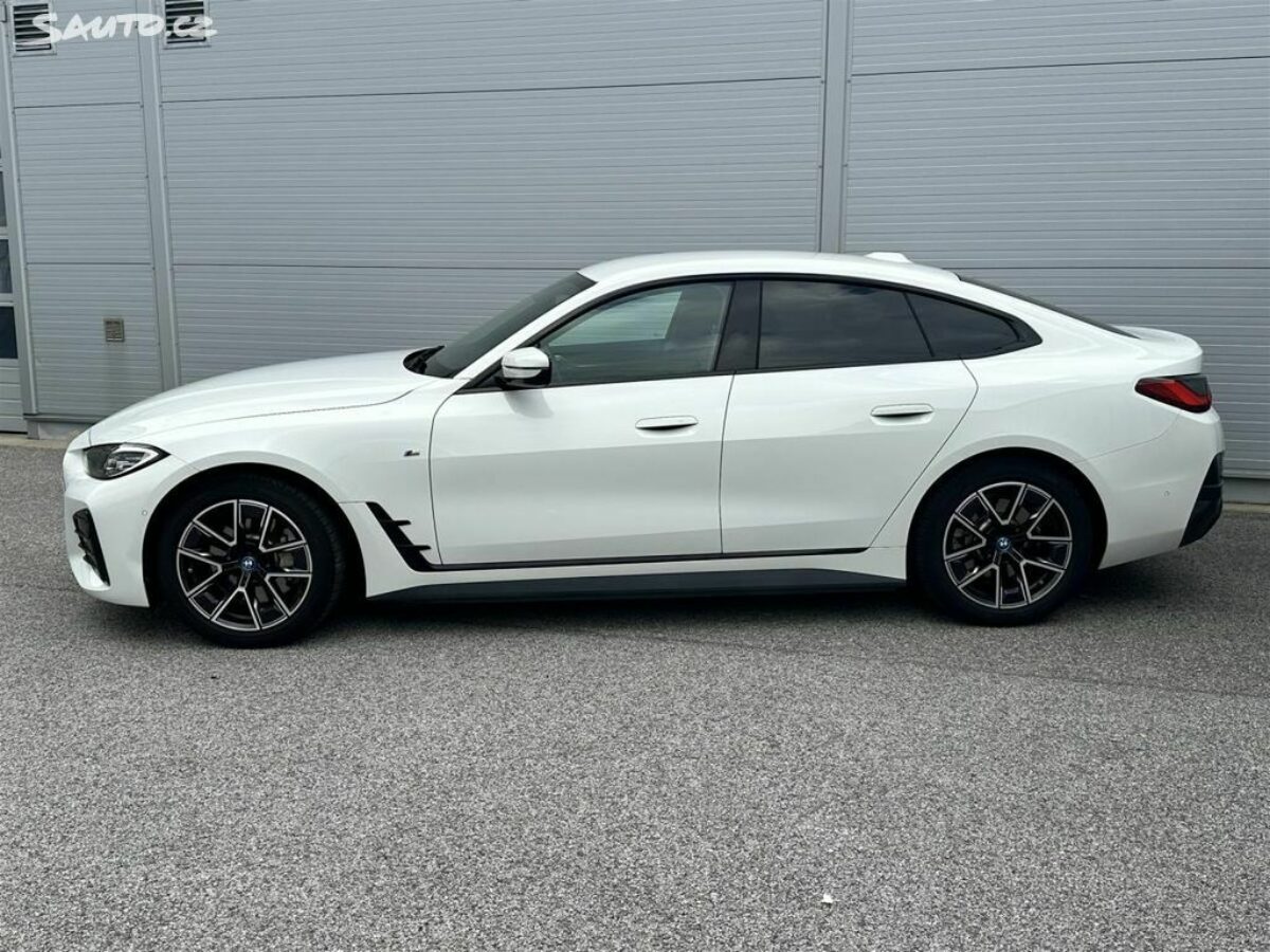 Fotografie vozu - klik pro zvětšení