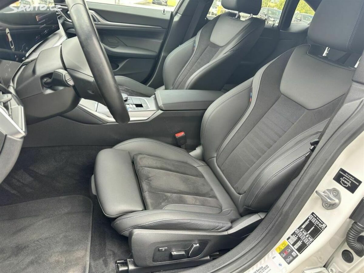 Fotografie vozu - klik pro zvětšení