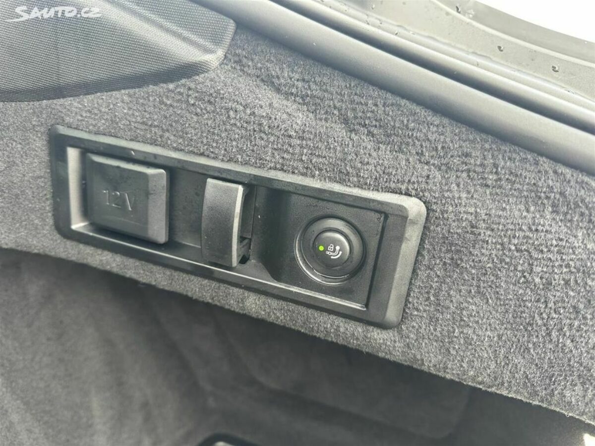 Fotografie vozu - klik pro zvětšení