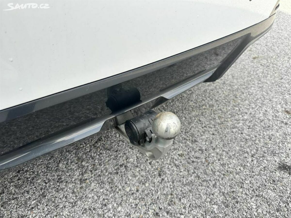 Fotografie vozu - klik pro zvětšení