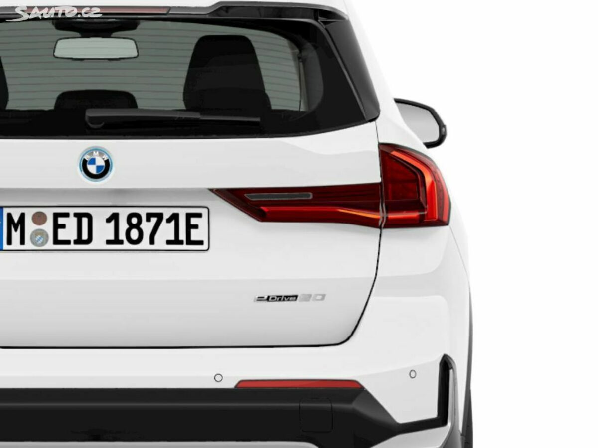 Fotografie vozu - klik pro zvětšení