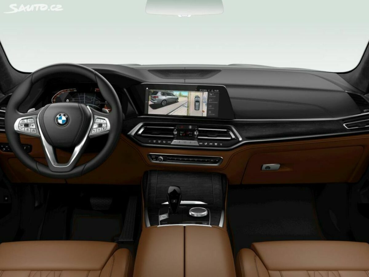 Fotografie vozu - klik pro zvětšení