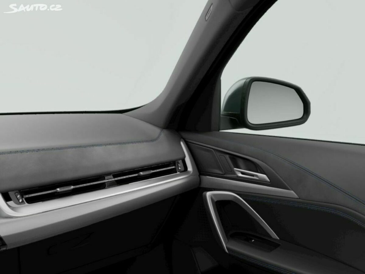 Fotografie vozu - klik pro zvětšení