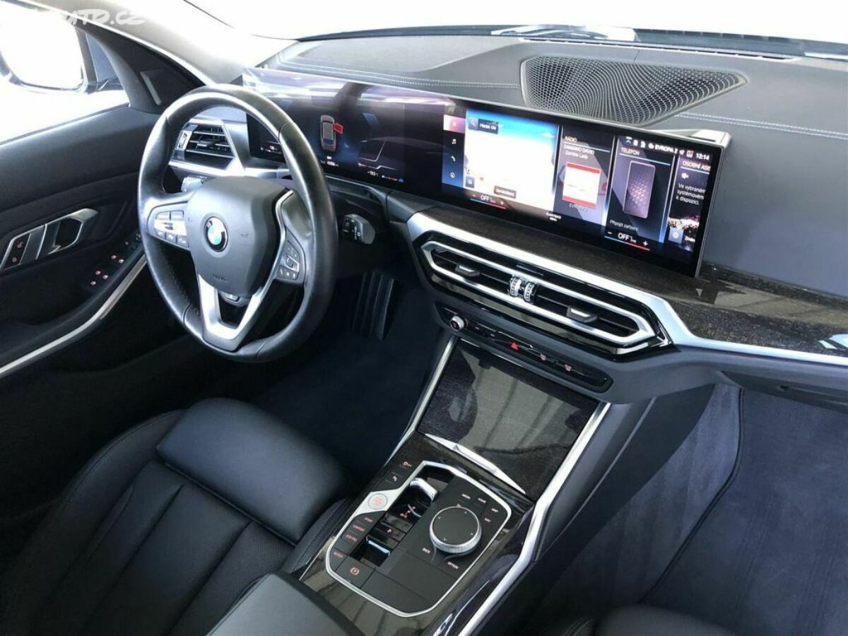 Fotografie vozu - klik pro zvětšení