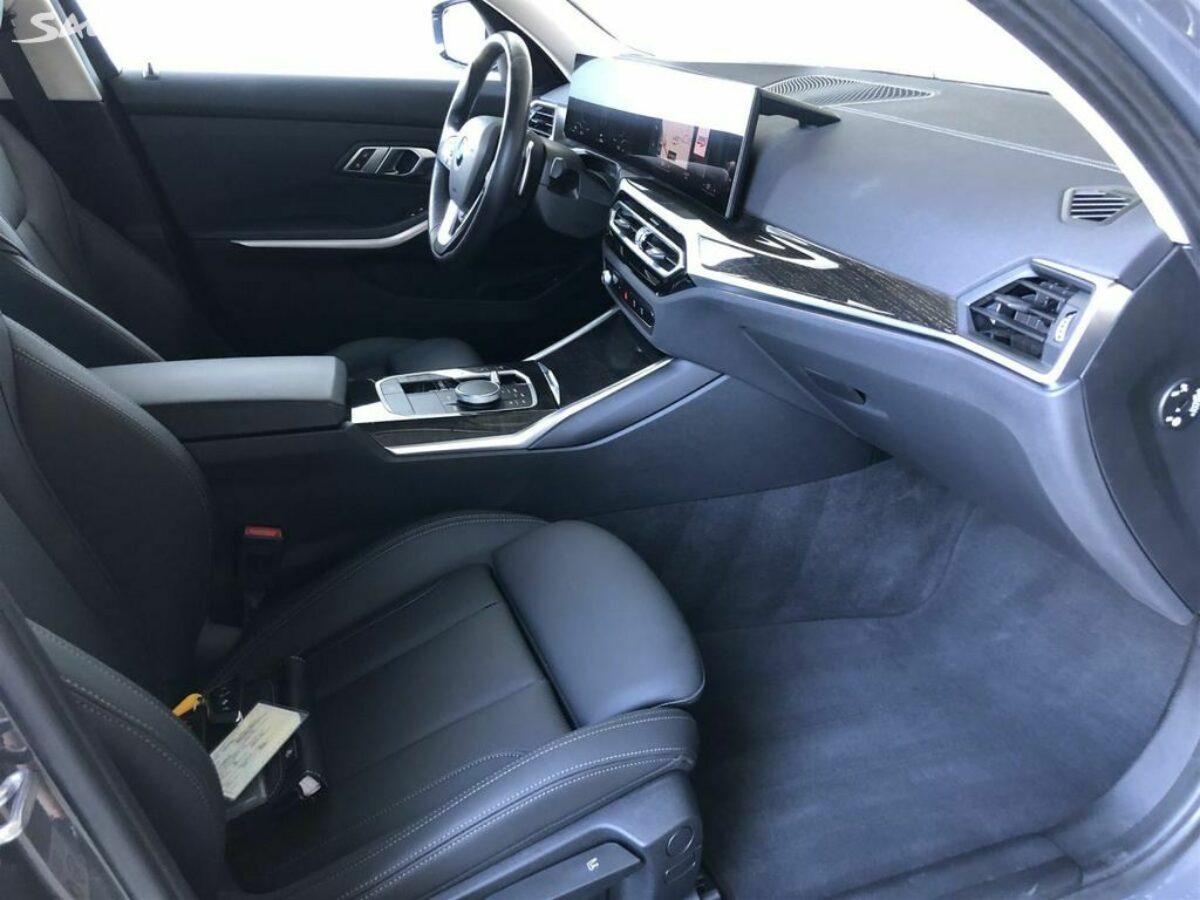 Fotografie vozu - klik pro zvětšení