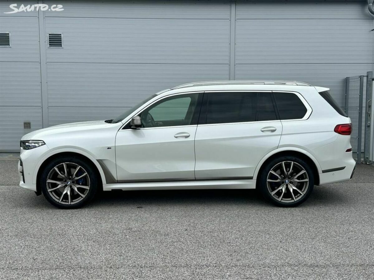 Fotografie vozu - klik pro zvětšení