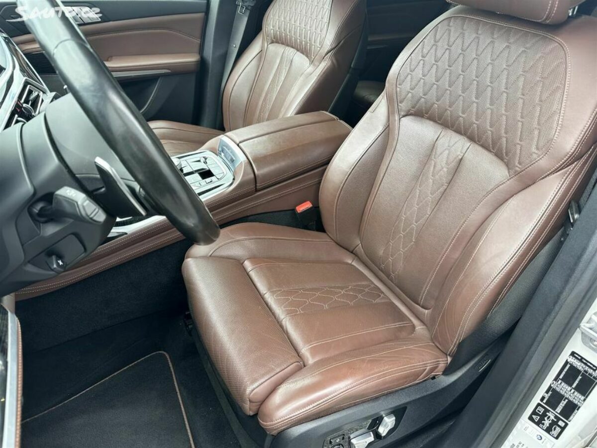 Fotografie vozu - klik pro zvětšení