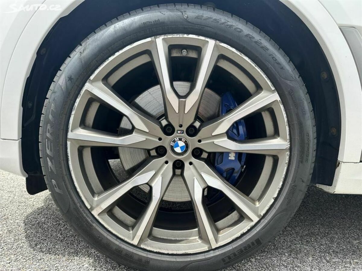 Fotografie vozu - klik pro zvětšení