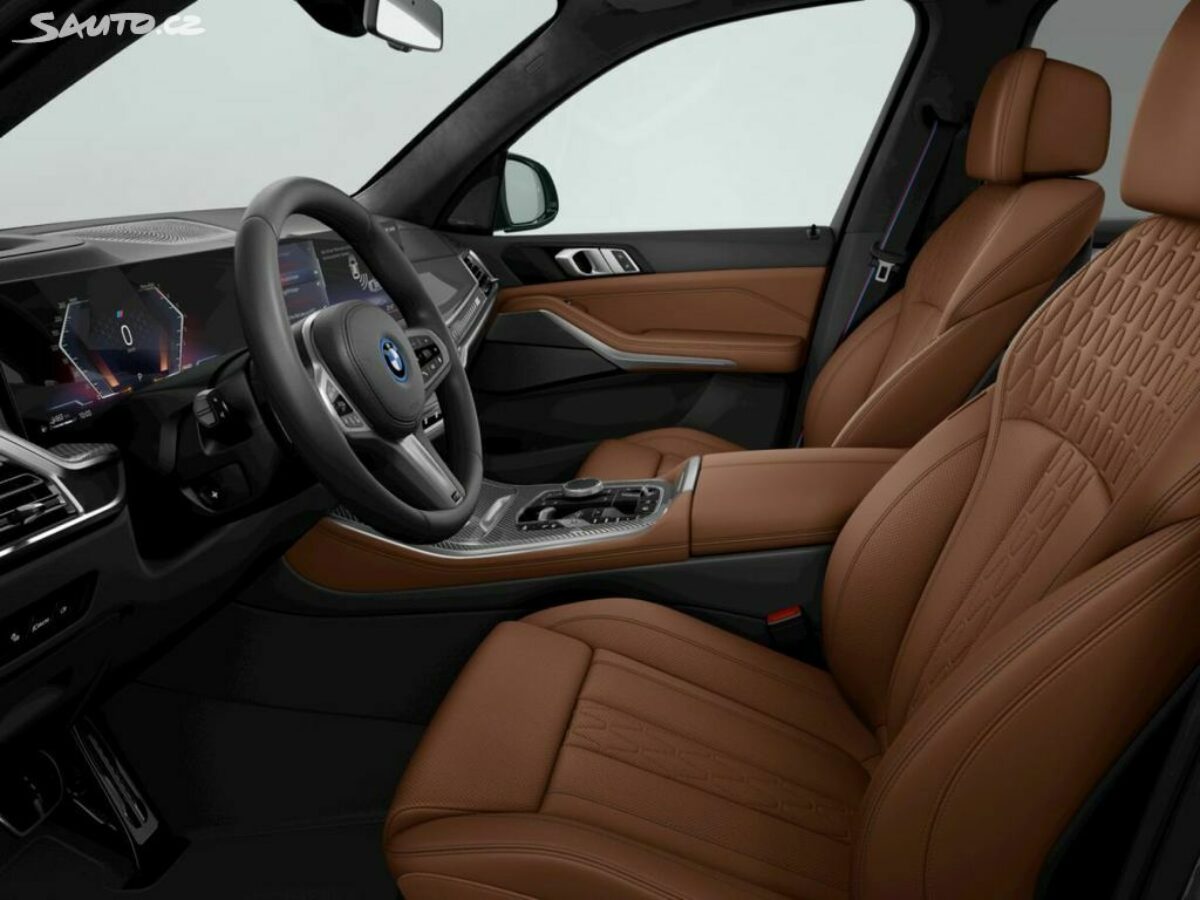 Fotografie vozu - klik pro zvětšení