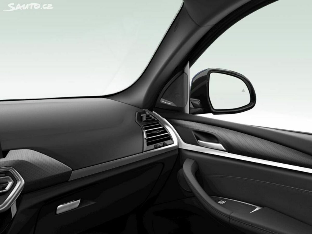 Fotografie vozu - klik pro zvětšení