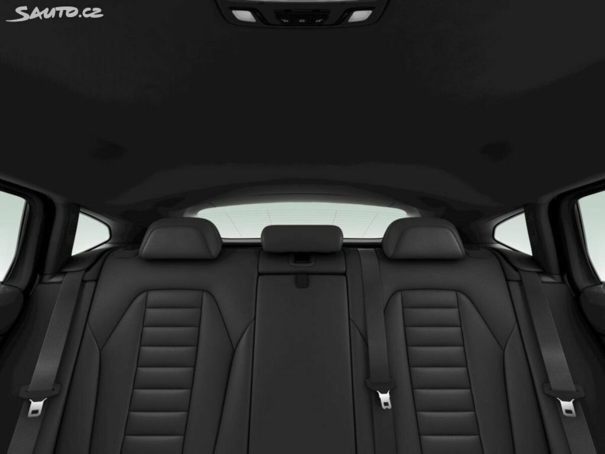 Fotografie vozu - klik pro zvětšení