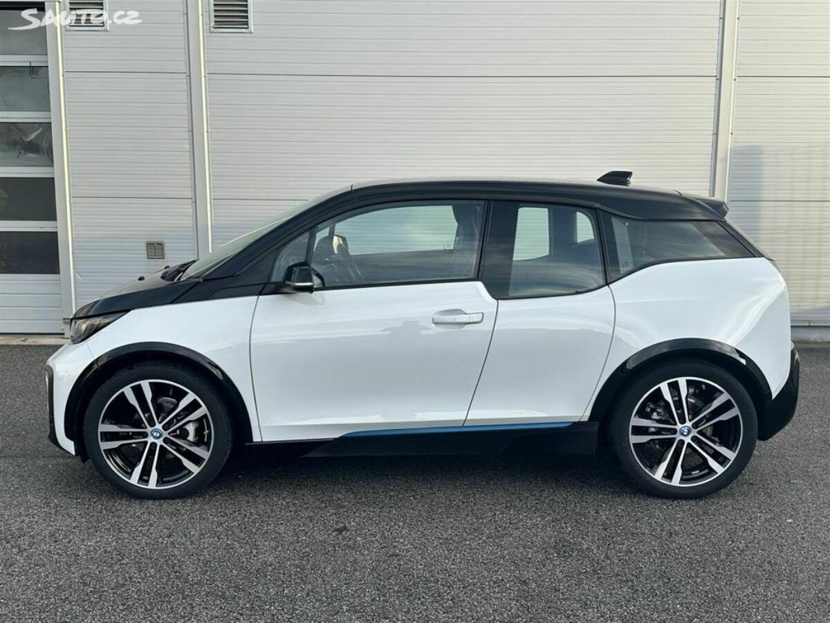 Fotografie vozu - klik pro zvětšení