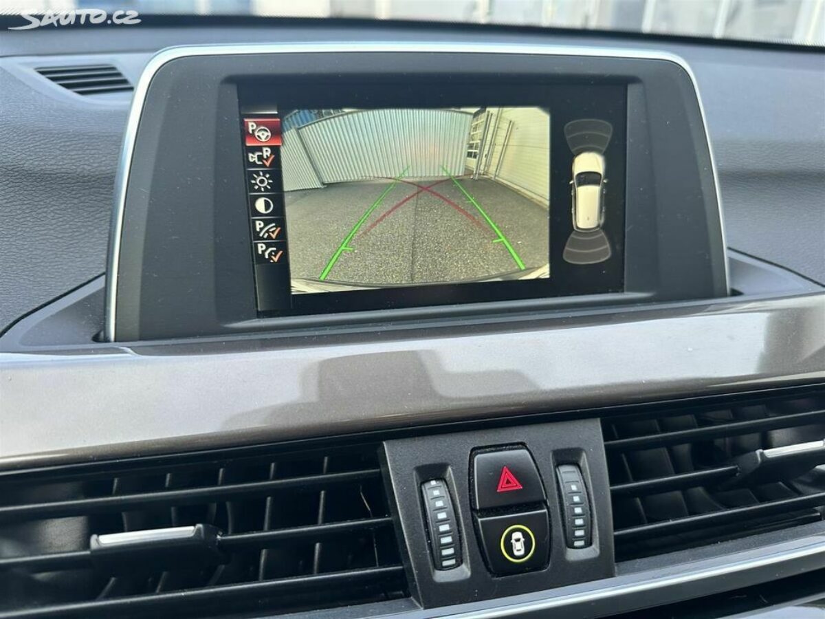 Fotografie vozu - klik pro zvětšení